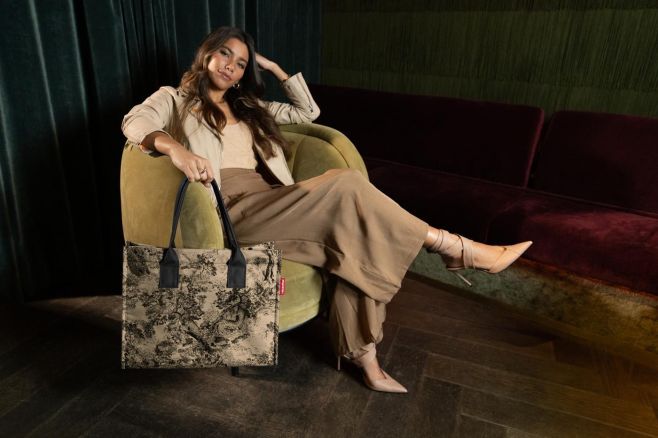 🤎 Nová kolekce Jacquard brown je na cestě! Milovníci stylu a elegance, zbystřete – limitovaná kolekce Jacquard brown už...